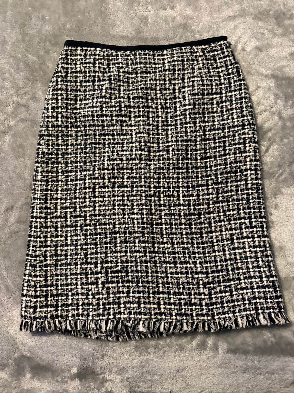 Tahari Black & White Tweed Fringe Pencil Skirt